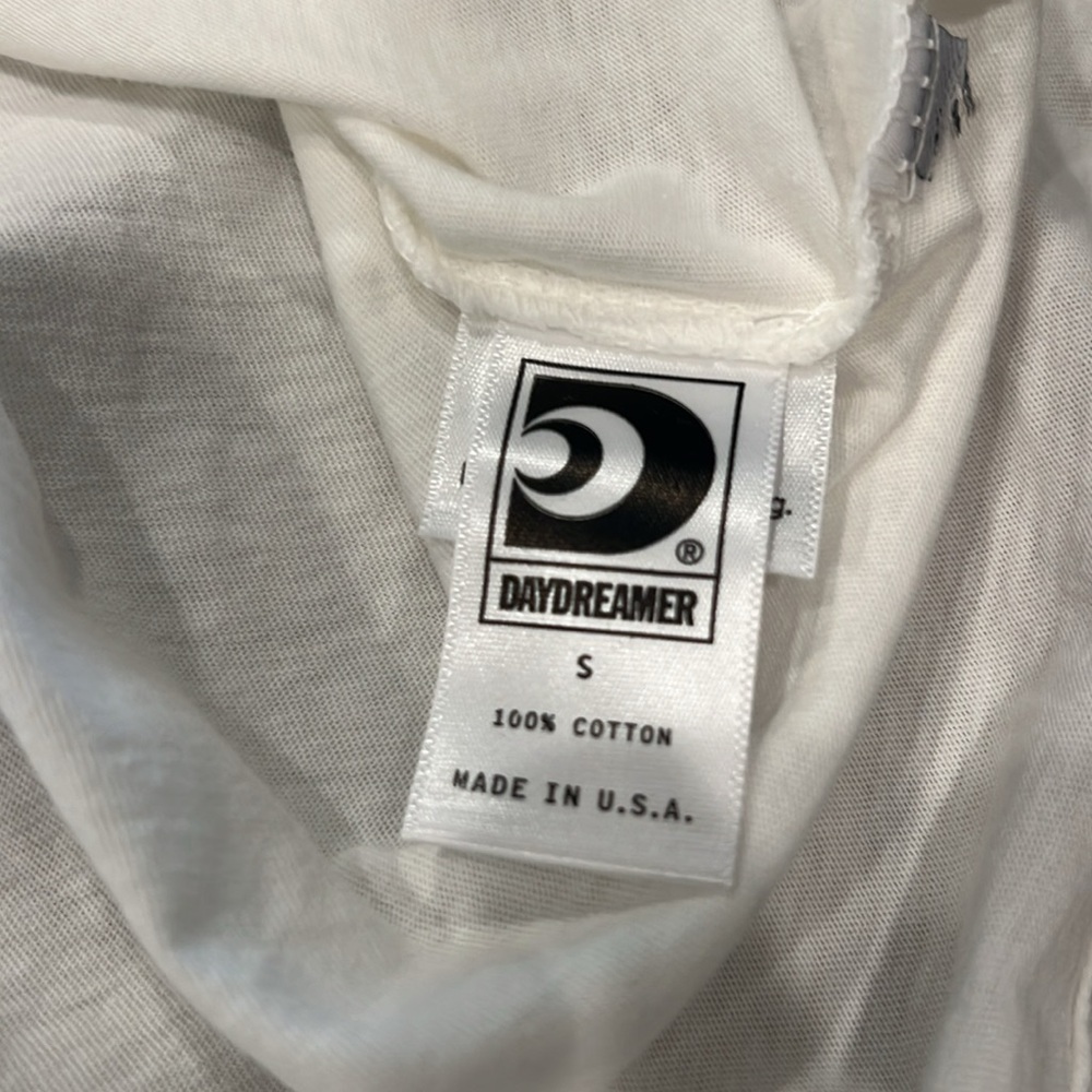 Daydreamer White Beach Boys Graphic T-Shirt Size S NWOT - Picture 3 of 3